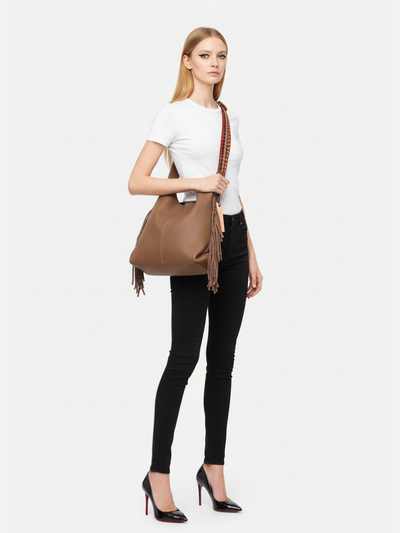 Bolsa Hobo Grande Bucket em Couro Granulado Café