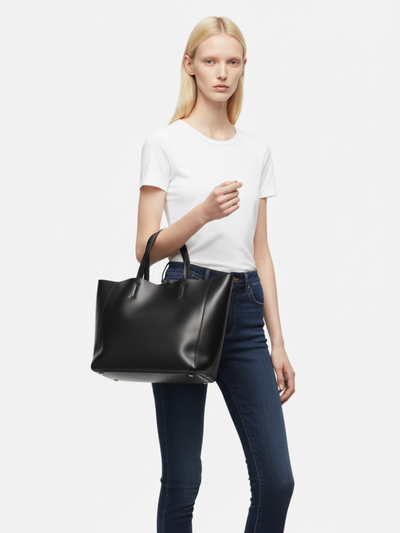Bongo Medium Tote Bag in Navy Black Leather 